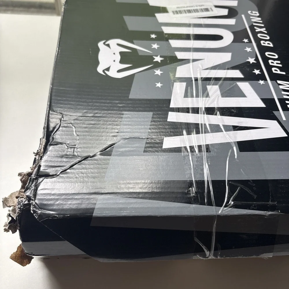 Venum Elite Mid-Top Boxing Shoes 10.5/ Open Box
